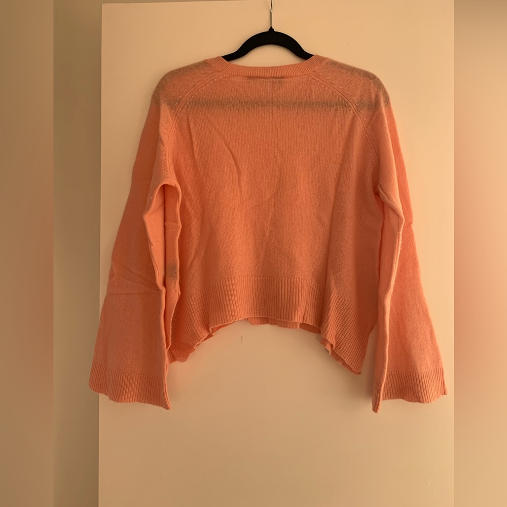 360 100% cashmere crew neck sweater with bell sleeves